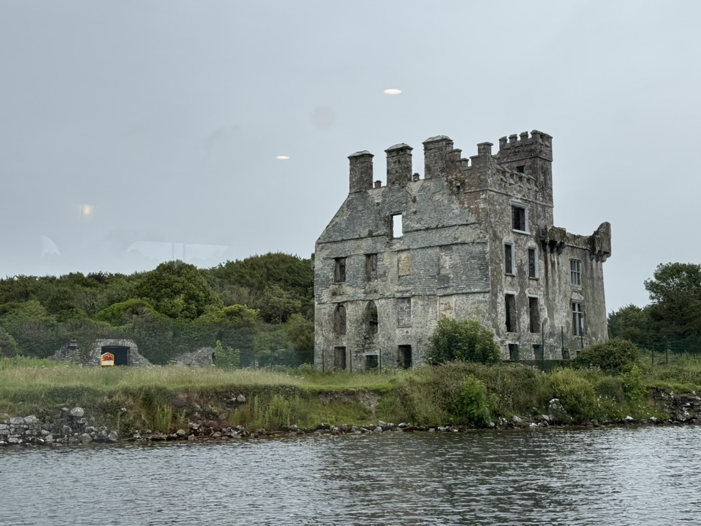 Menlo Castle